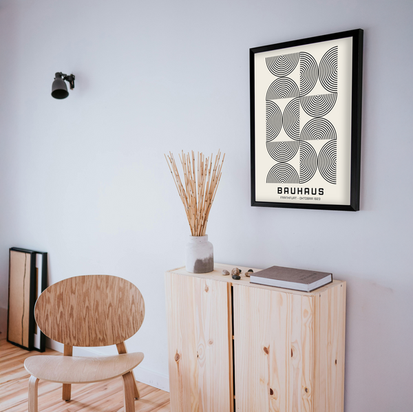 bauhaus b&w marco negro.png__PID:52022086-62e9-493a-8b33-191a057fca4a