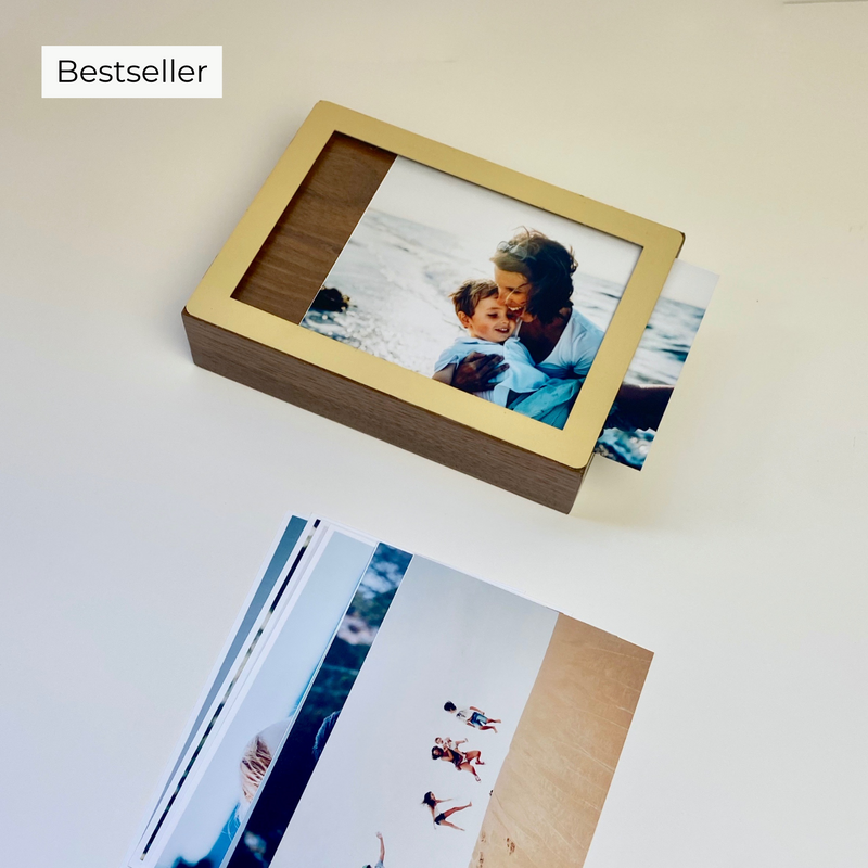 Caja de Fotos. Madera & Latón (13x18cm)